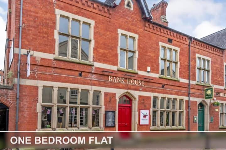 Bank House Apartments Stafford Town Centre Ngoại thất bức ảnh